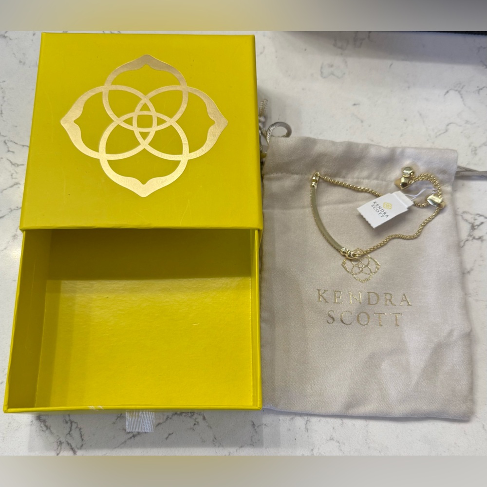 NWT Kendra Scott OTT beautiful Gold adjustable chain bracelet⭐️ Host Pick ⭐️ - Picture 9 of 9